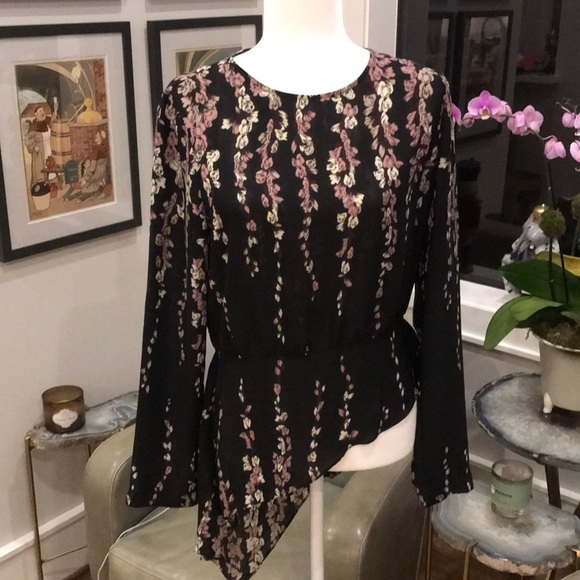 bcbg floral top